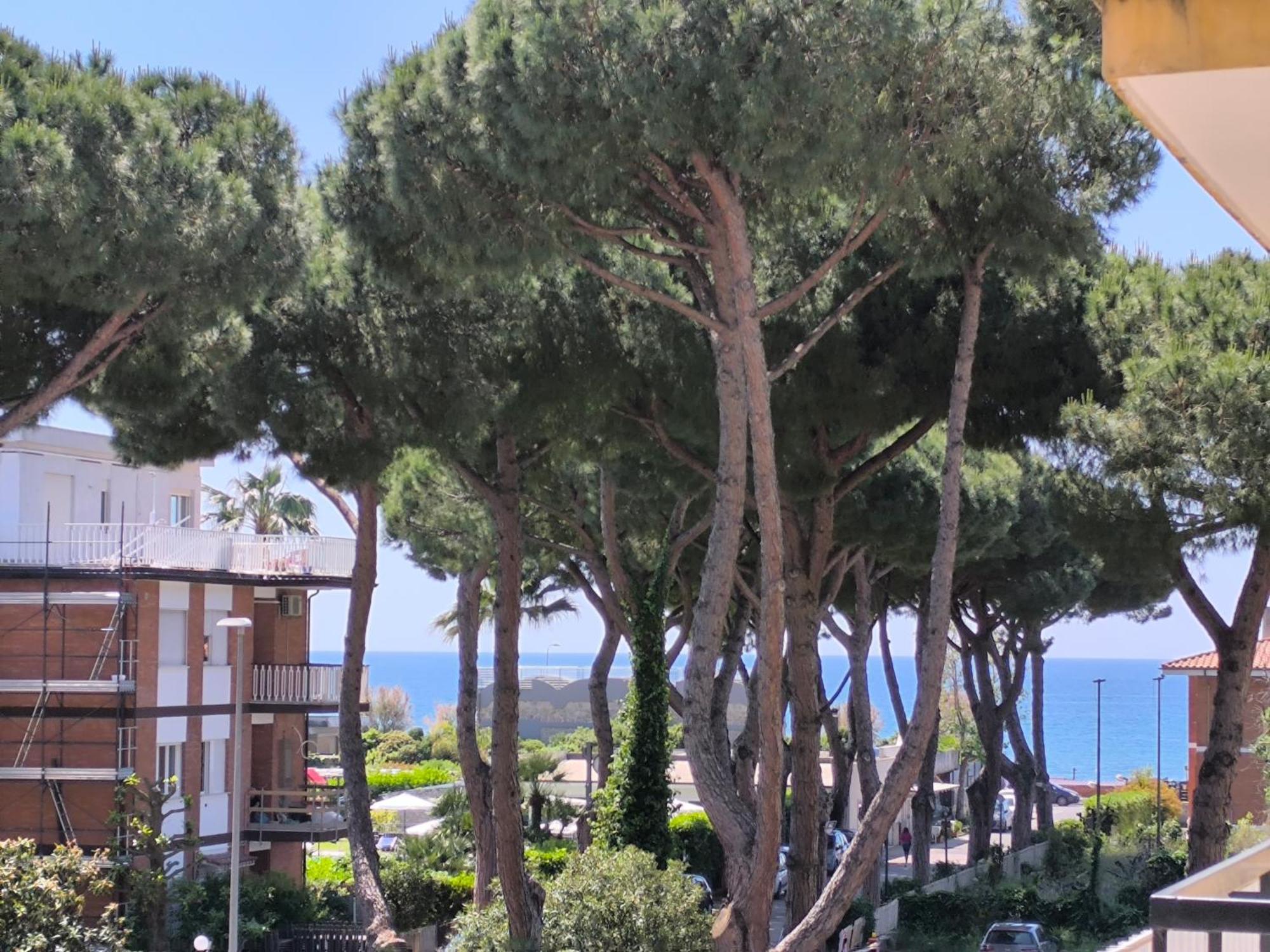 Danyshome Circe Davanti Al Mare *